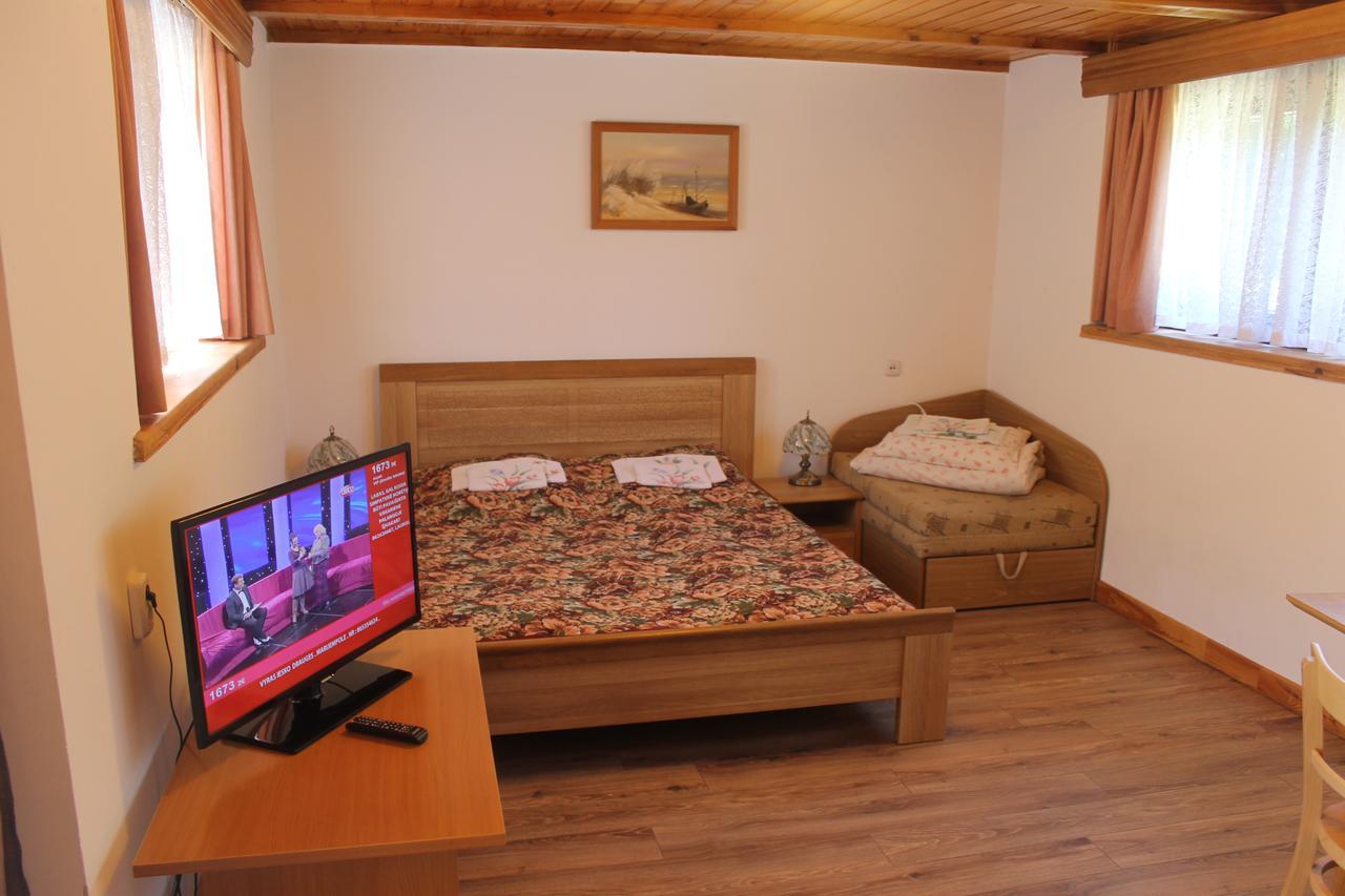 Paliepgiris Hotel พาลังกา ภายนอก รูปภาพ